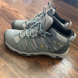 Keen hiking boots